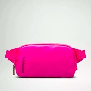 Lululemon Mini Belt Bag Sonic Pink Rare Limited Color